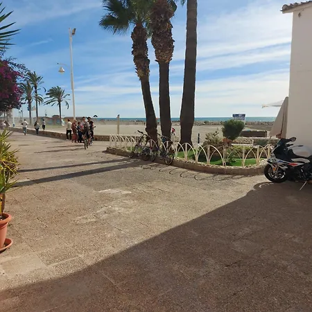 Casa Playa 3dormitorios Ferienhaus